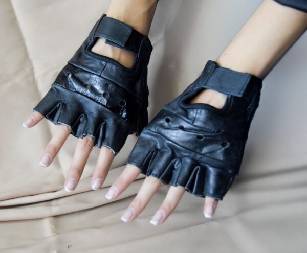 GUANTES DE PIEL MEDIOS DEDOS