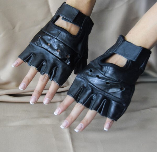 GUANTES DE PIEL MEDIOS DEDOS - Image 2
